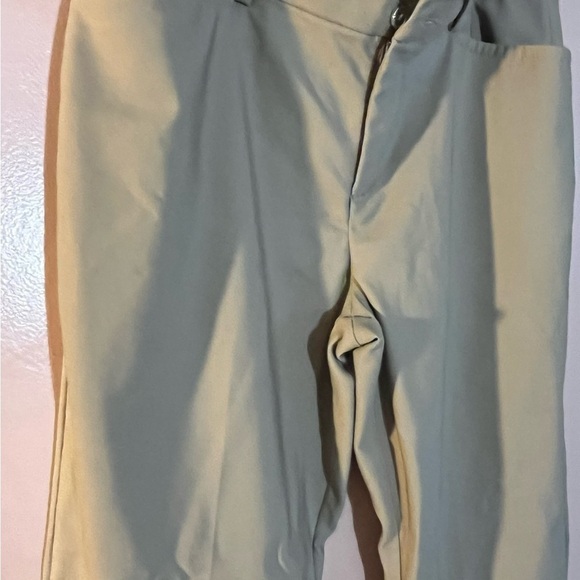 Lee Women's secretly shapes Mid-Rise straight leg tan career casual Pant. 14 - Picture 8 of 8